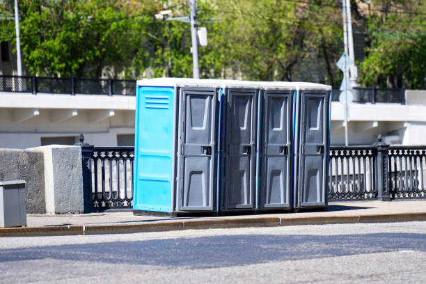 Best Temporary restroom rental  in Menasha, WI